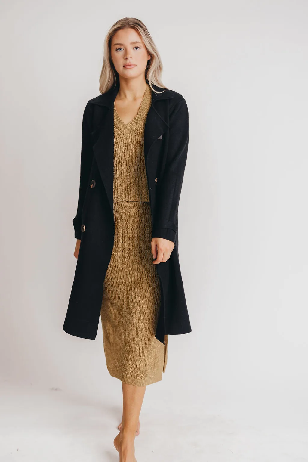Cadenza Cashmere-Blend Peacoat in Black *LUXURY ITEM*