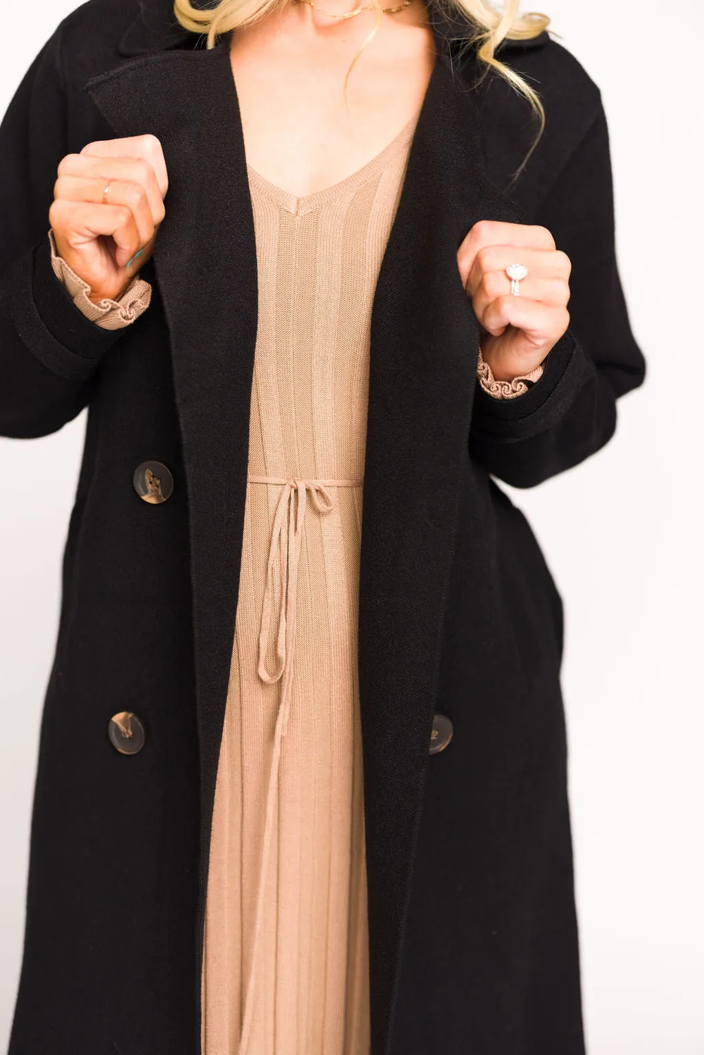 Cadenza Cashmere-Blend Peacoat in Black *LUXURY ITEM*