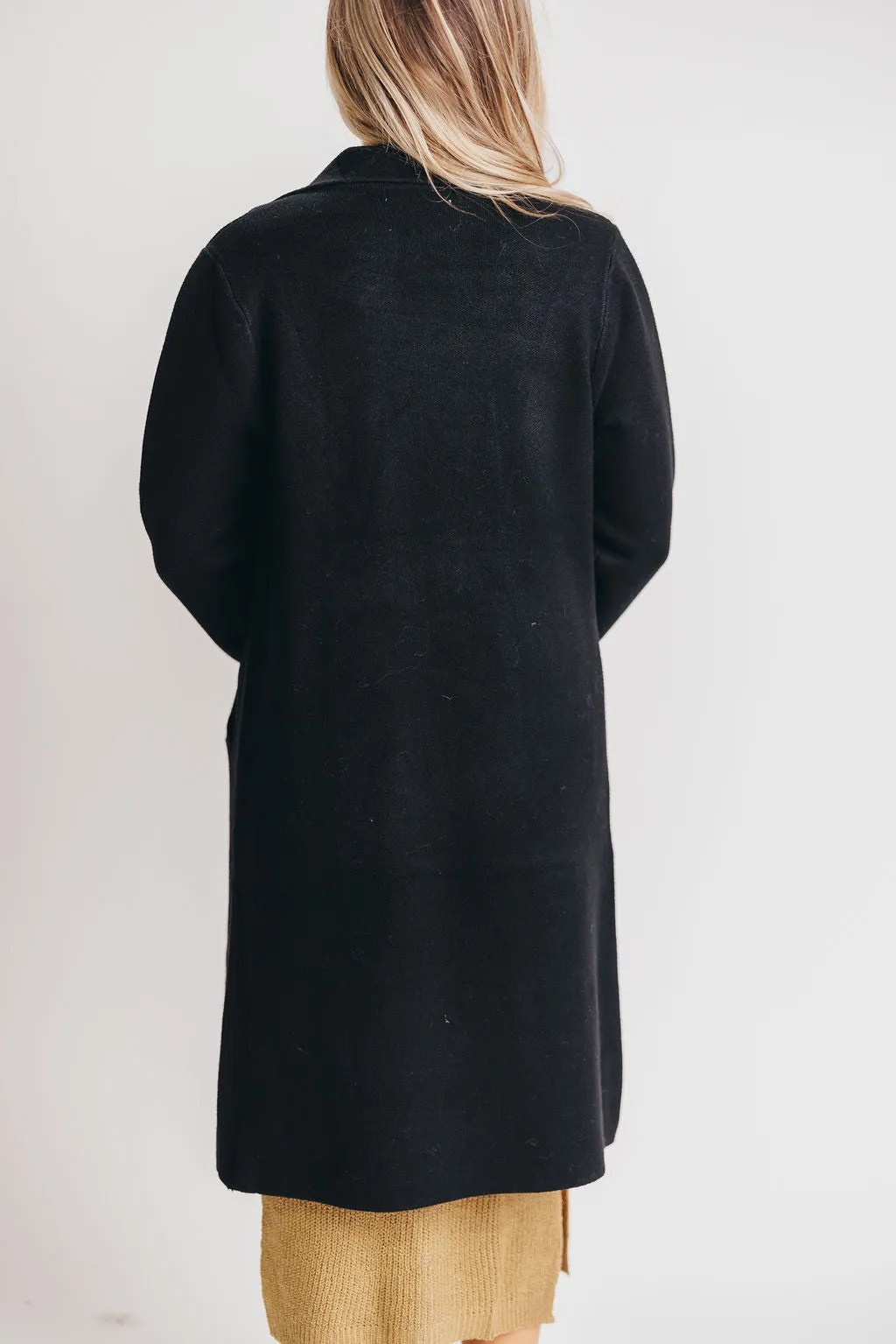 Cadenza Cashmere-Blend Peacoat in Black *LUXURY ITEM*