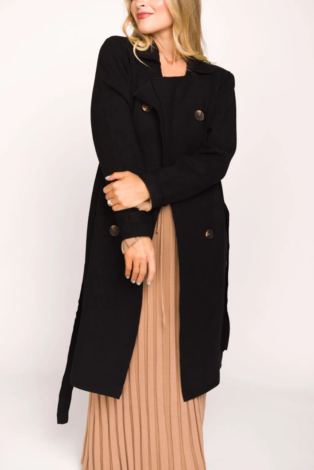 Cadenza Cashmere-Blend Peacoat in Black *LUXURY ITEM*