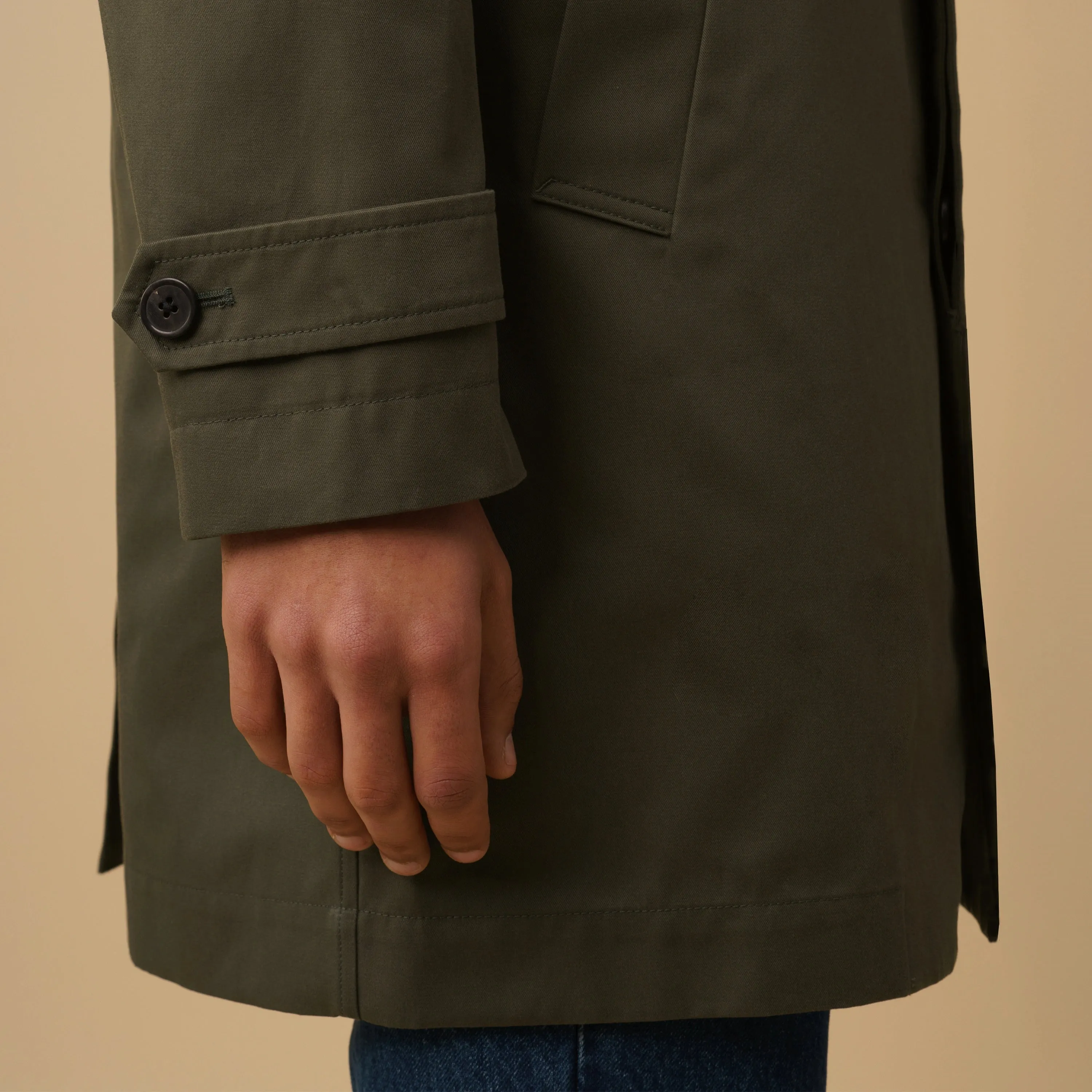 TRENCH COAT