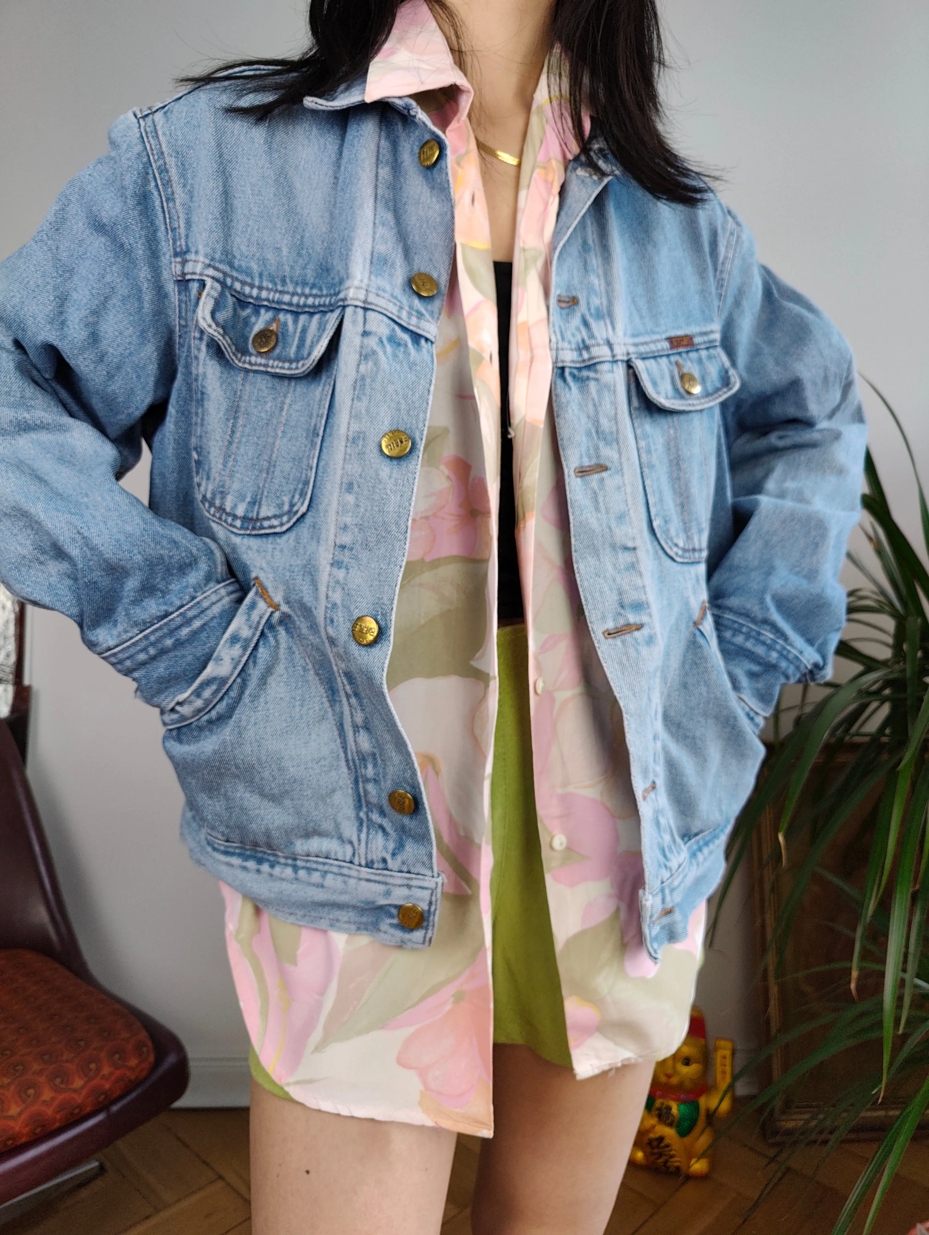 Vintage 90s denim jacket Rifle jeans light blue back print cartoon duck animal women S-M