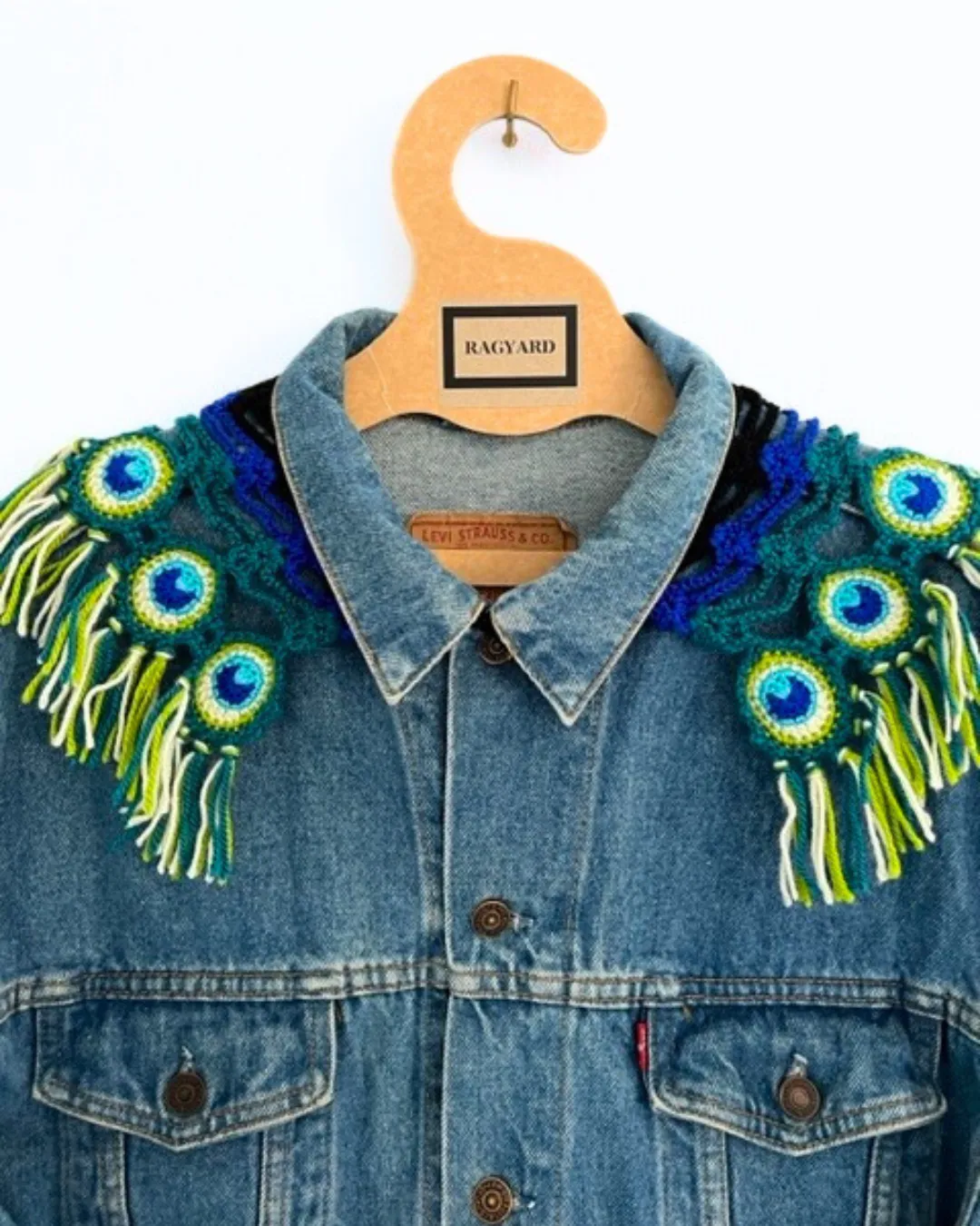 Vintage LEVI 70's blue denim jacket with detachable macrame peacock collar