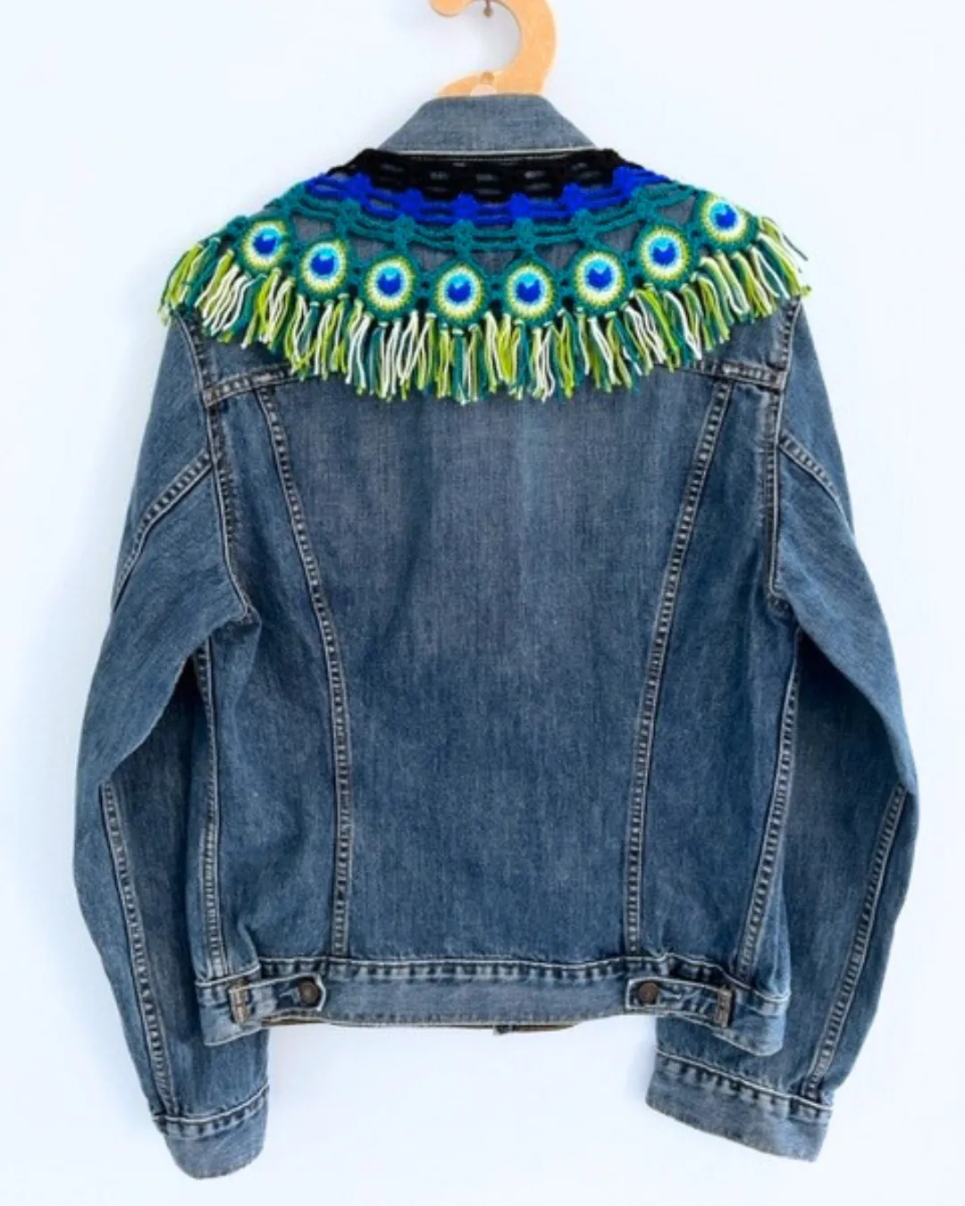Vintage LEVI slim fit denim jacket with detachable macrame peacock collar